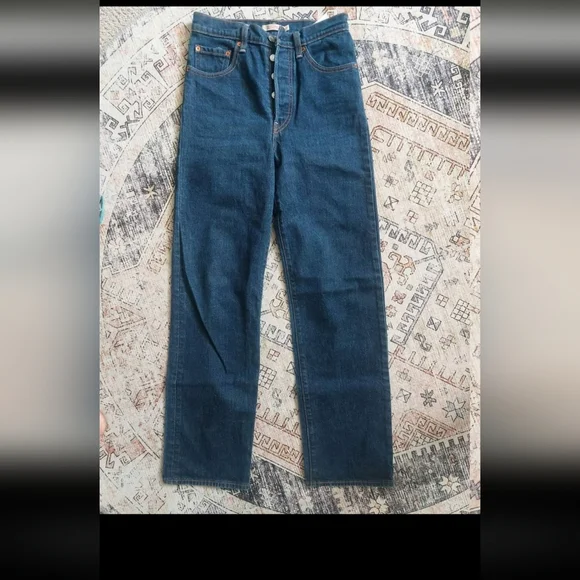 Levis Ribcage 27x32 - Picture 2 of 3